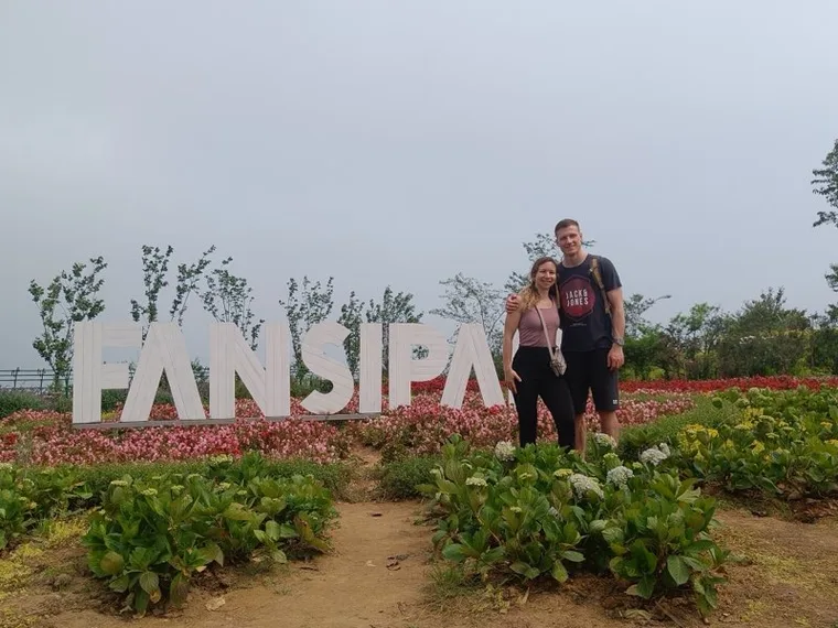 Sophie und Tobi am Fansipan